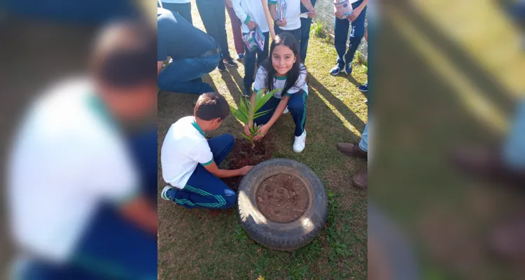 Diversos momentos e etapas marcaram trabalho dos alunos acerca da temática