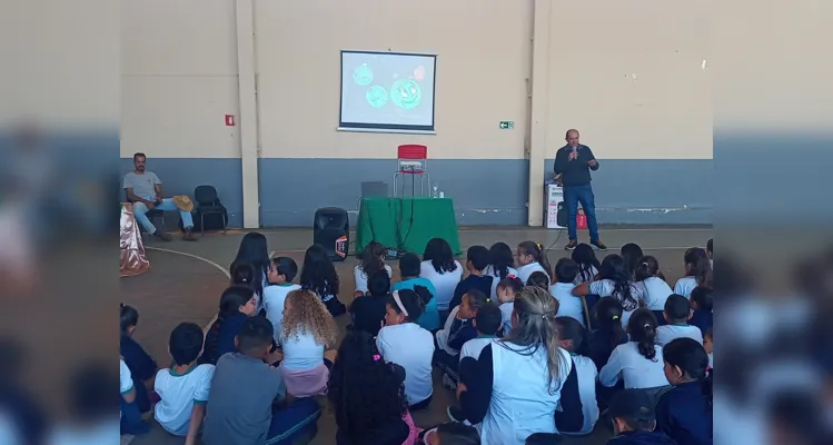 Diversos momentos e etapas marcaram trabalho dos alunos acerca da temática