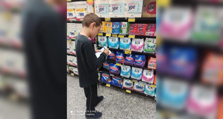 Pesquisas em supermercados também foi um dos momentos marcantes do trabalho