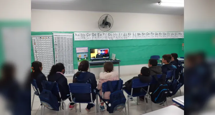 Dinâmicas ocorreram dentro e fora da sala de aula