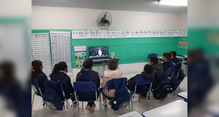 Dinâmicas ocorreram dentro e fora da sala de aula