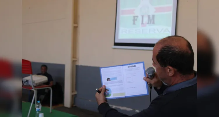 Debates importantes foram colocados juntos aos educandos