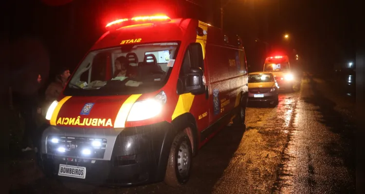 Equipes do Corpo de Bombeiros (Siate) e demais forças de segurança foram acionadas até o local