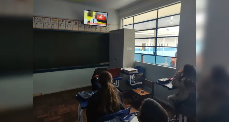 Trabalho em sala de aula contou com teoria e prática de forma profícua