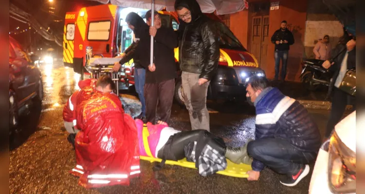 Equipes do Corpo de Bombeiros (Siate) prestaram atendimento ao caso