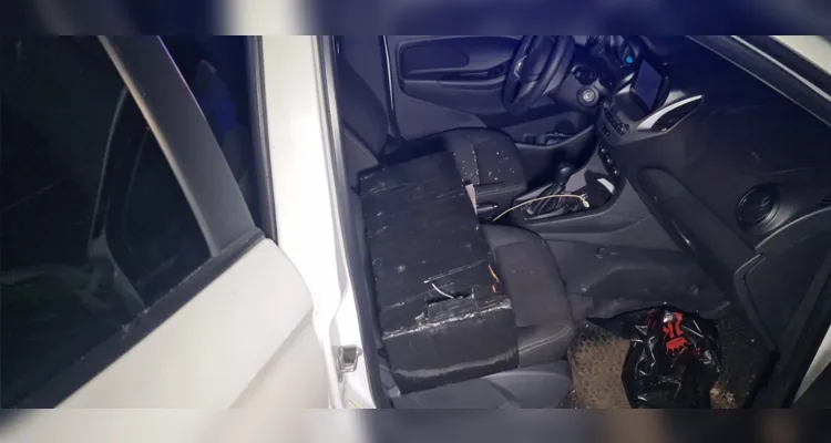 Drogas foram encontradas dentro de um Ford Ka
