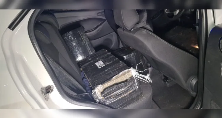 Drogas foram encontradas dentro de um Ford Ka