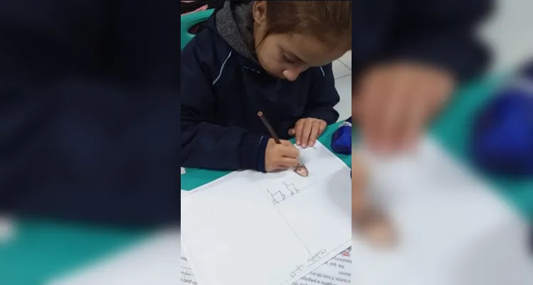 Momentos em casa, na sala de aula e na palestra fomentaram reflexão dos educandos acerca da temática