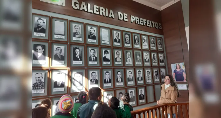 Passeio proporcionou viagem pelo tempo por parte dos educandos