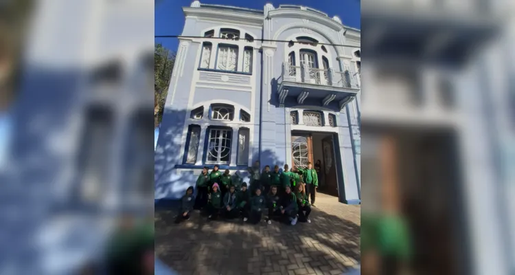 Passeio proporcionou viagem pelo tempo por parte dos educandos