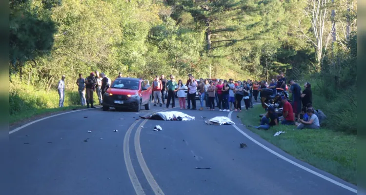 Casal estava em uma motocicleta no km 22 da rodovia entre Guaragi e Guaraúna, na tarde deste domingo (25)