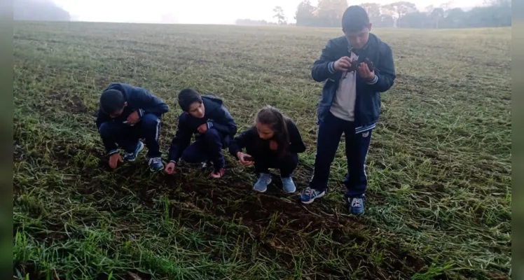 Dinâmicas ocorreram com tecnologia em sala e saída de campo