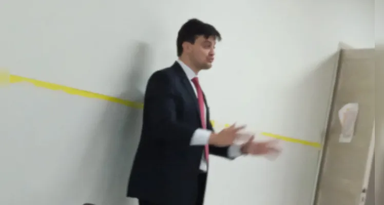 Ação de votação e palestra com juiz de Direito trouxeram noções cidadãs aos educandos