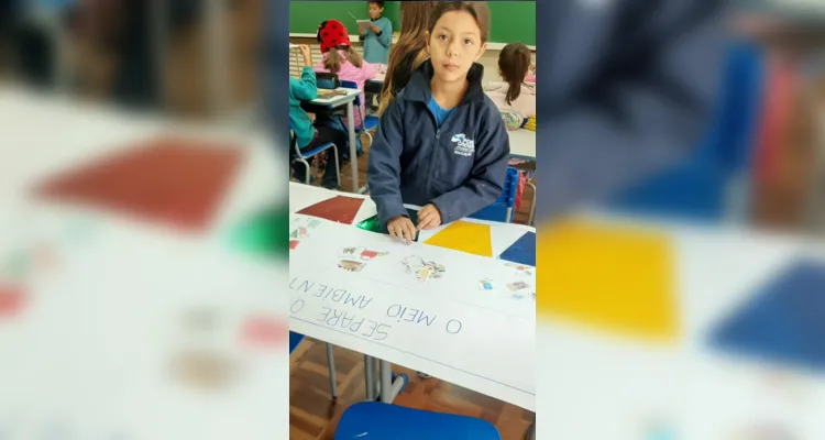 Os alunos realizaram uma série de estudos e confeccionaram materiais com o intuito de conscientizar a comunidade escolar a respeito do tema