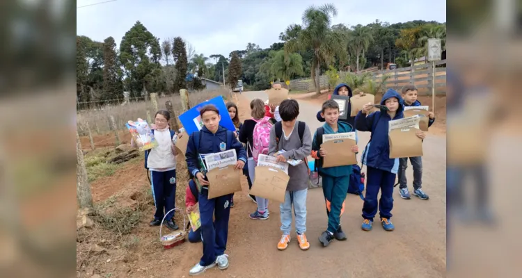 Diversos momentos e conteúdos abrilhantaram a saída a campo dos educandos