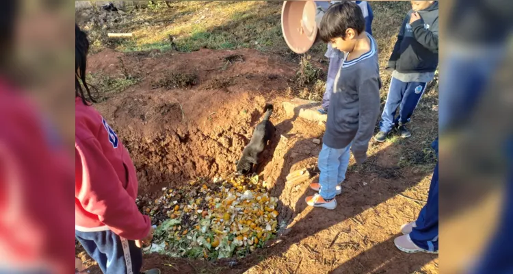 Alunos protagonizaram momentos importantes, como recolha de lixo e conscientização dos colegas