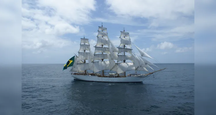 Marinha do Brasil e Portos do Paraná convidam para visitação ao veleiro Cisne Branco