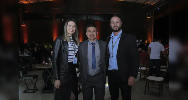 O evento contou com a presença de lideranças locais e regionais, representantes do setor e executivos da Cotrasa e da Scania