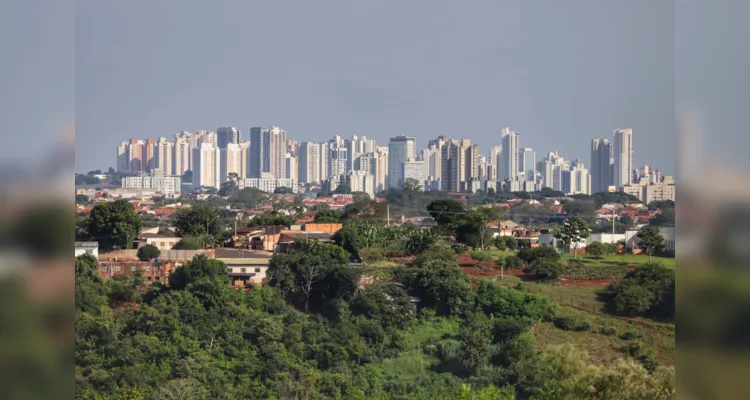 Crescimento da população paranaense foi de 9,56% no período, maior do que o aumento em termos nacionais.