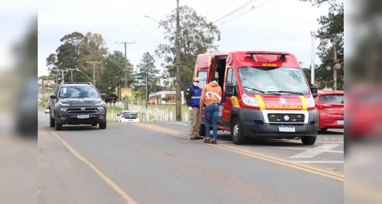 Vítima foi direcionada ao Siate do Corpo de Bombeiros.