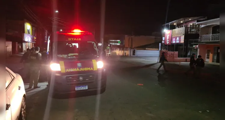 Equipes dos Bombeiros também estiveram no local.