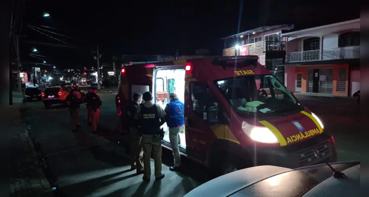 Vítima foi atendida pelo Corpo de Bombeiros.