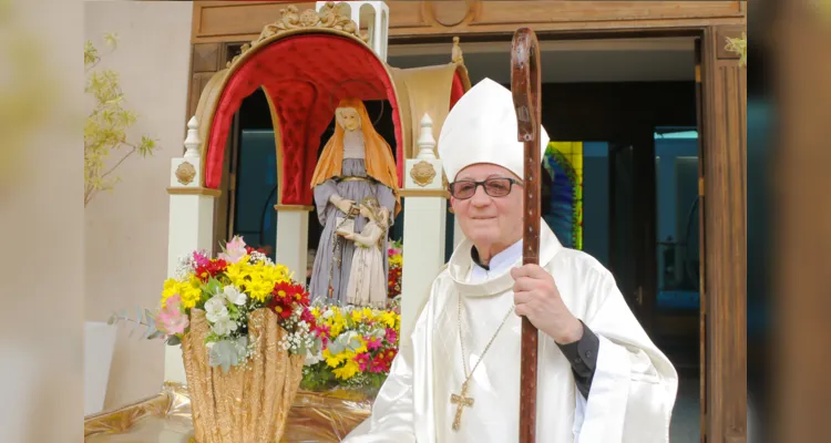 Nosso bispo celebra 50 anos de sacerdócio, 25 anos de bispado e 20 anos à frente da Diocese de Ponta Grossa