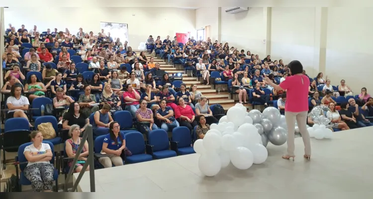 Além de ações nas escolas, foi iniciado nesta sexta (22) o 1º Simpósio de Cultura de Paz na Educação