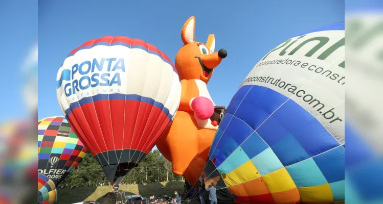 O evento prevê a realização de três voos diários