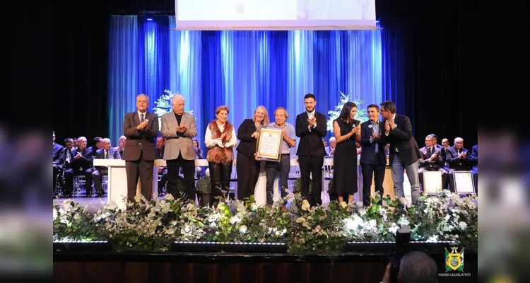 Sessão Solene dos 200 anos de PG homenageia lideranças da cidade