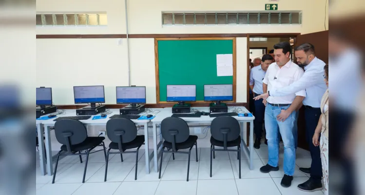 Ortigueira inaugura escola com investimento de R$ 7,8 milhões