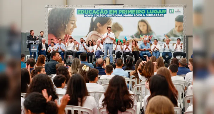 Ortigueira inaugura escola com investimento de R$ 7,8 milhões