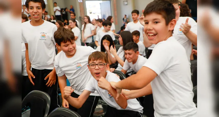 Ortigueira inaugura escola com investimento de R$ 7,8 milhões