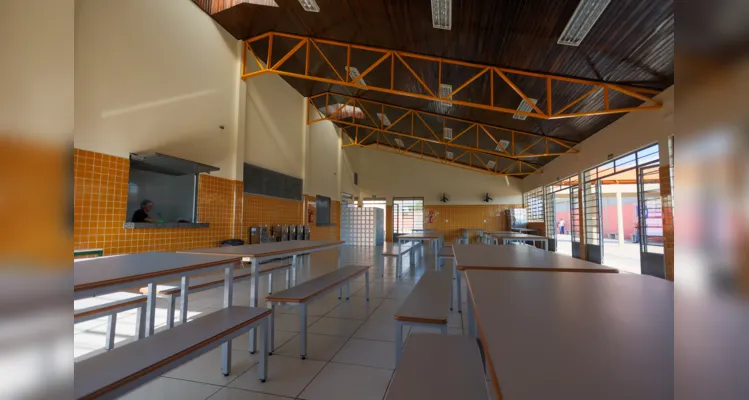 Ortigueira inaugura escola com investimento de R$ 7,8 milhões