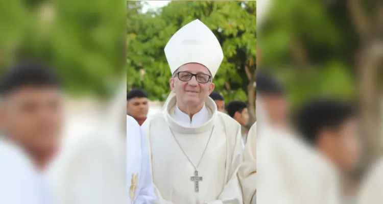 Nosso bispo celebra 50 anos de sacerdócio, 25 anos de bispado e 20 anos à frente da Diocese de Ponta Grossa