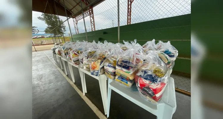 Parte dos alimentos doados na ação foram arrecadados no “Arraiá de Agronomia”, realizado no início de julho