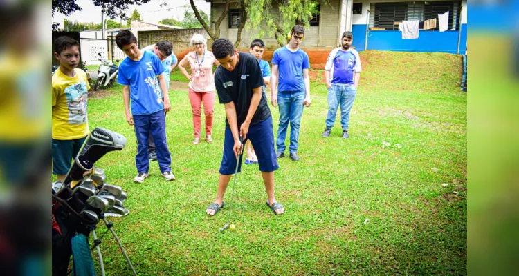 As aulas acontecem nas quartas e sextas-feiras, das 13h30 às 15h30 