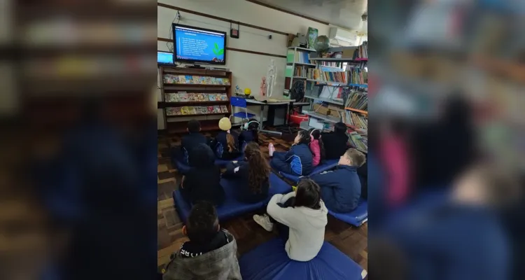 Através das videoaulas, os alunos conseguiram se aprofundar na temática desenvolvida em sala e realizaram sugestões de atividades presentes no conteúdo do projeto Vamos Ler