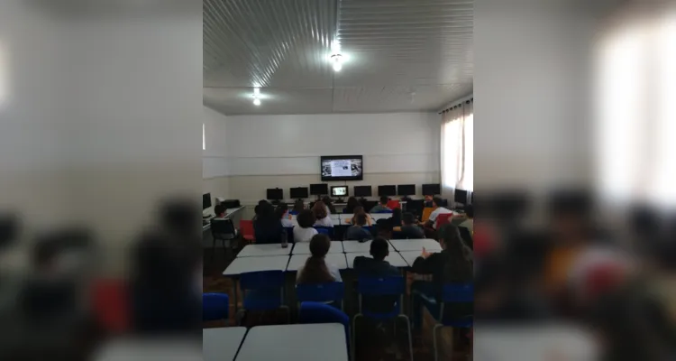 Professor destaca engajamento e entusiasmo dos alunos com o resultado de seus trabalhos