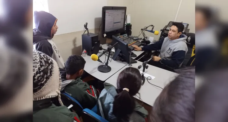 Alunos puderam interagir de forma efetiva nos meios radiofônicos