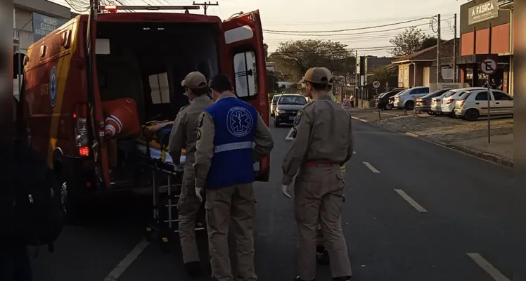 Acidente aconteceu nesta segunda-feira, em Ponta Grossa