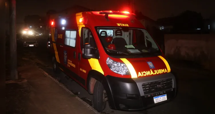 Chamas destruíram a residência na rua Mato Grosso