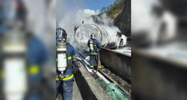 Acidente aconteceu no município de Tibagi, na região dos Campos Gerais, perto de meio-dia