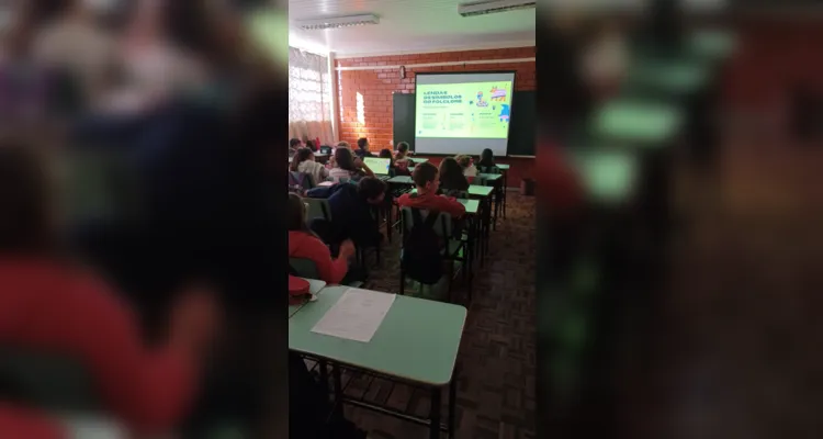 Produção do projeto do Grupo aRede contribuiu para imersão dos educandos na temática