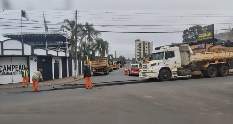Meia-pista para a aplicação de microrrevestimento asfáltico