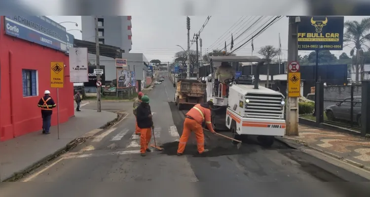 Meia-pista para a aplicação de microrrevestimento asfáltico