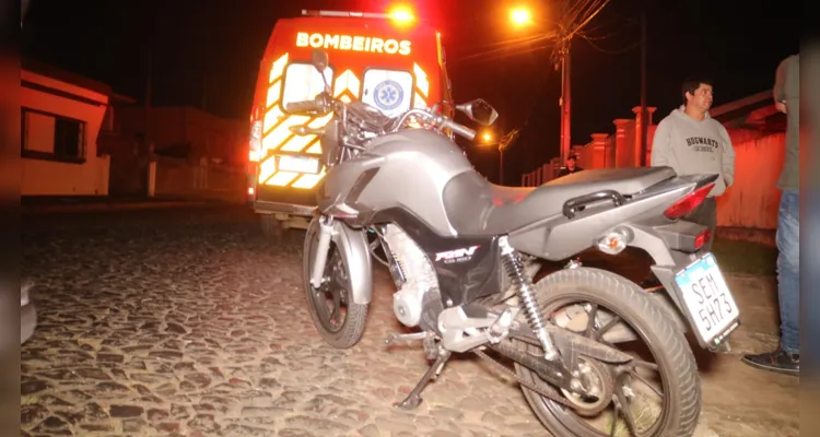 Colisão aconteceu na esquina entre a Avenida Rocha Pombo e a rua Henrique Thielen