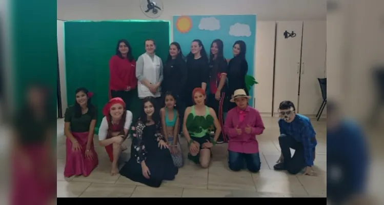 A apresentação contou com muita animação dos alunos, transmitindo aprendizados e diversão