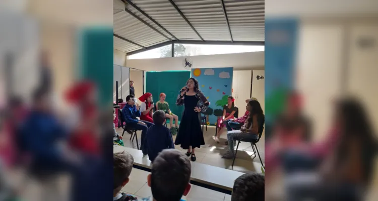 A apresentação contou com muita animação dos alunos, transmitindo aprendizados e diversão
