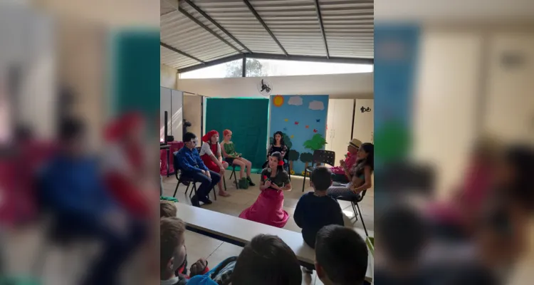 A apresentação contou com muita animação dos alunos, transmitindo aprendizados e diversão